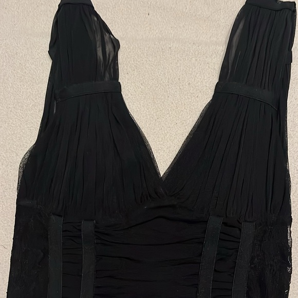 H & M Little Black Stretchy Lace Detail Dress sz 8 - Picture 7 of 8